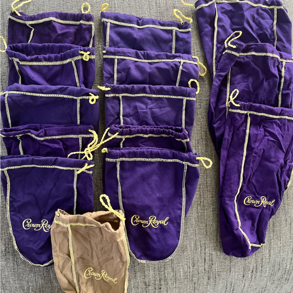 Lot of 14 Crown Royal Bags